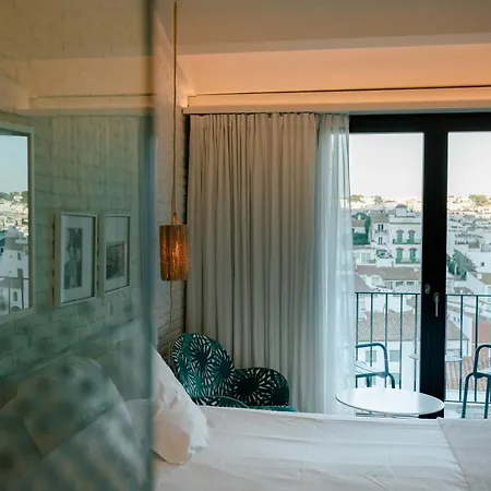 Boutique Gala By Fimedhotels 4*